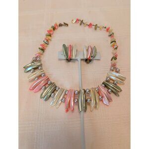 Vintage Multicolor Shell Necklace Beaded Bold & Clip-On Earrings Statement Set